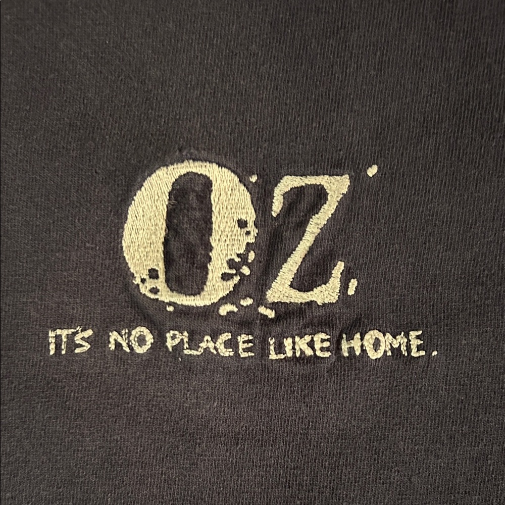 Vintage HBO Exclusive OZ “It’s No Place Like Home” Tee Shirt. Given only to crew
